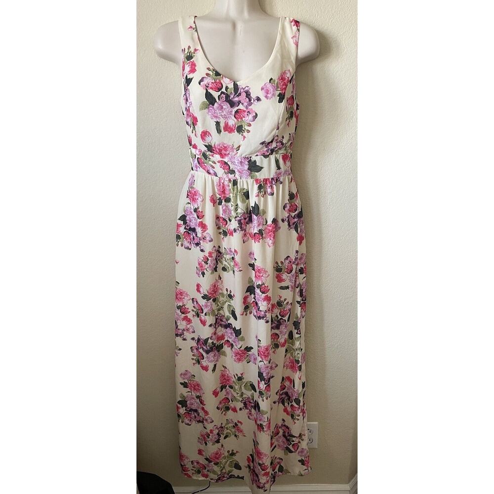 Forever 21 Ivory Floral V Neck Sleeveless Necklace Lined Maxi Women's Dress S